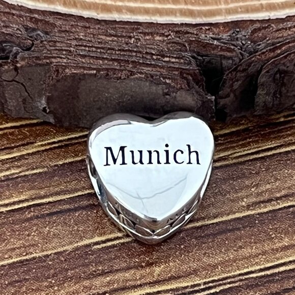 Pandora Munich, Germany Travel Heart Bead Charm - Picture 7 of 9